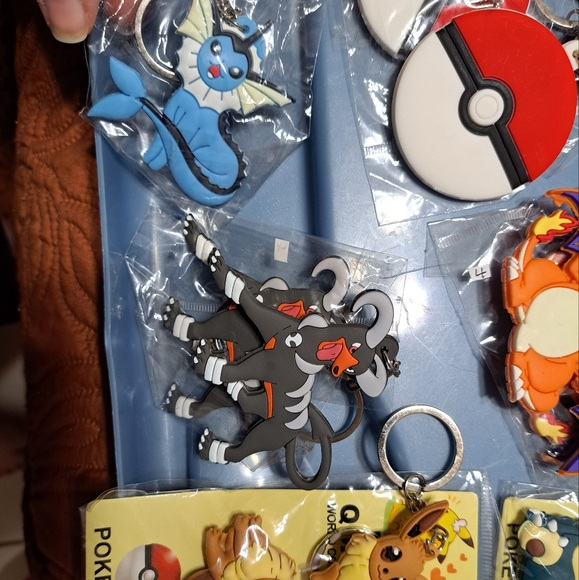 Pokemon keychains - Picture 5 of 6